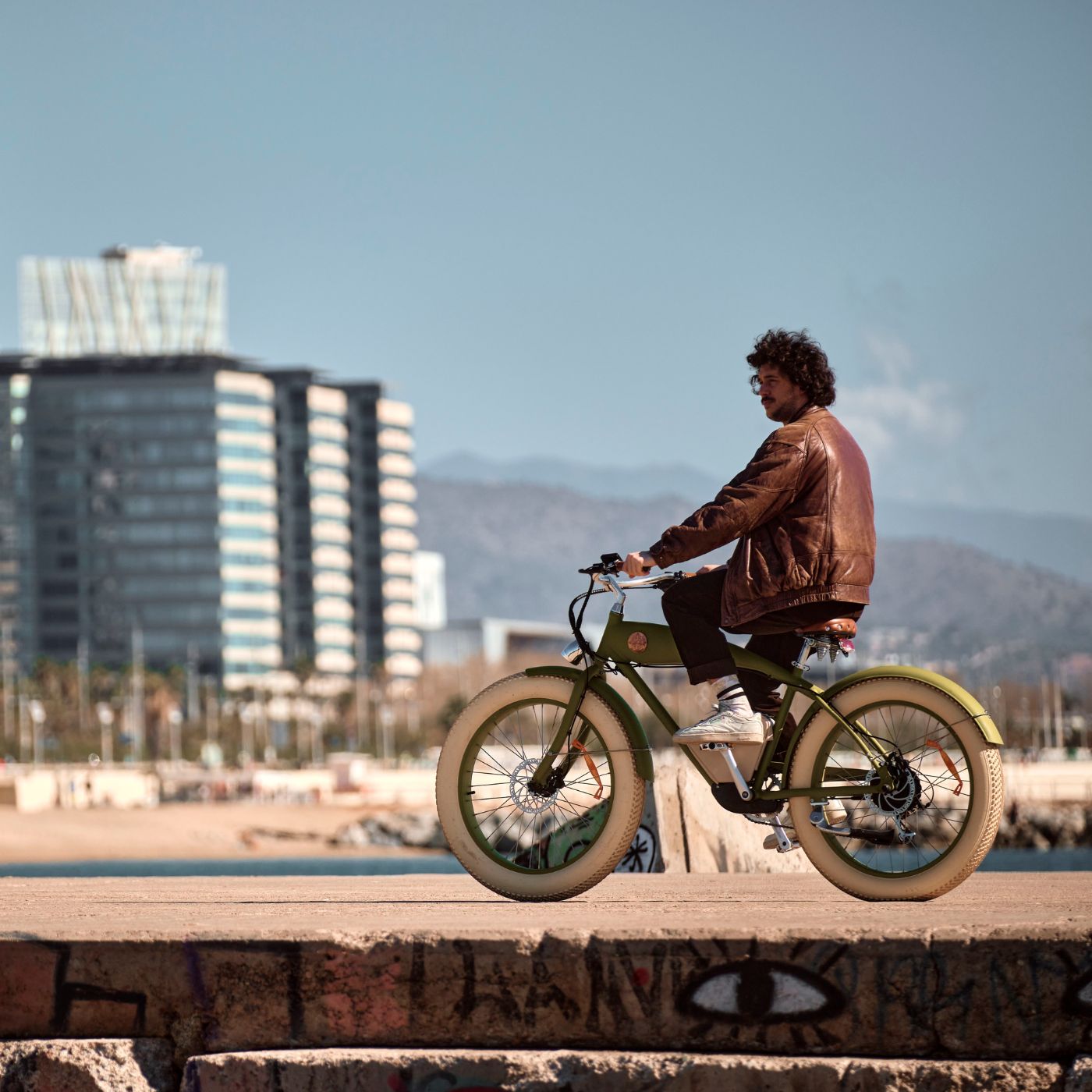 Rayvolt Beachin - Where Comfort and Fat Tires Define Beach Cruising