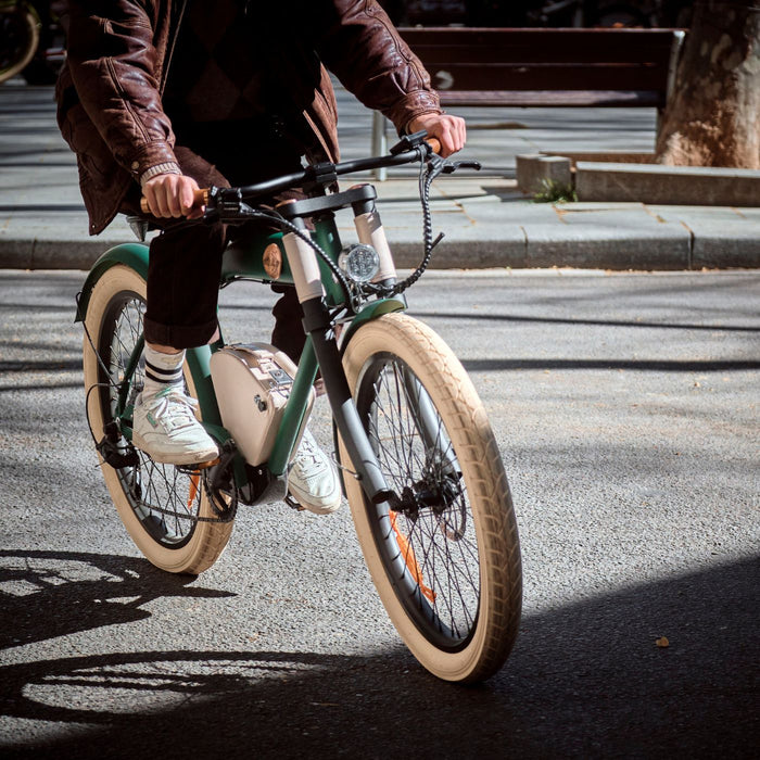 View of Rayvolt Clubman - Sophisticated Electric City Bike for Elegant Journey
